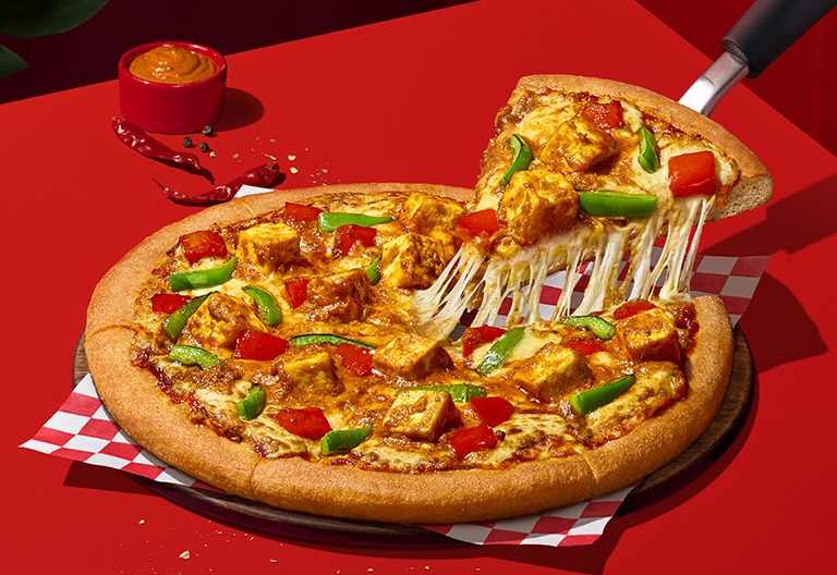 Margherita Cheese Paneer Pizza